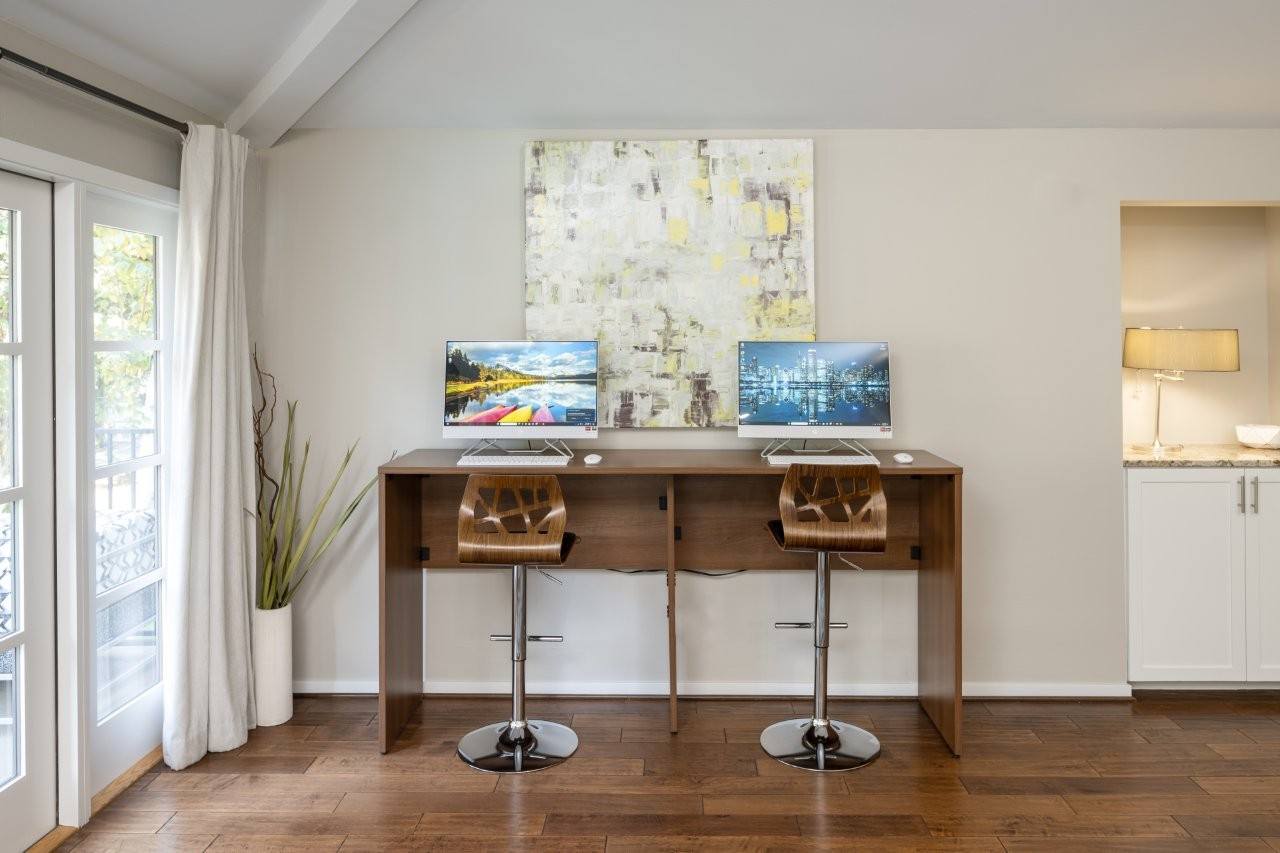 Vue Kirkland — image 12
